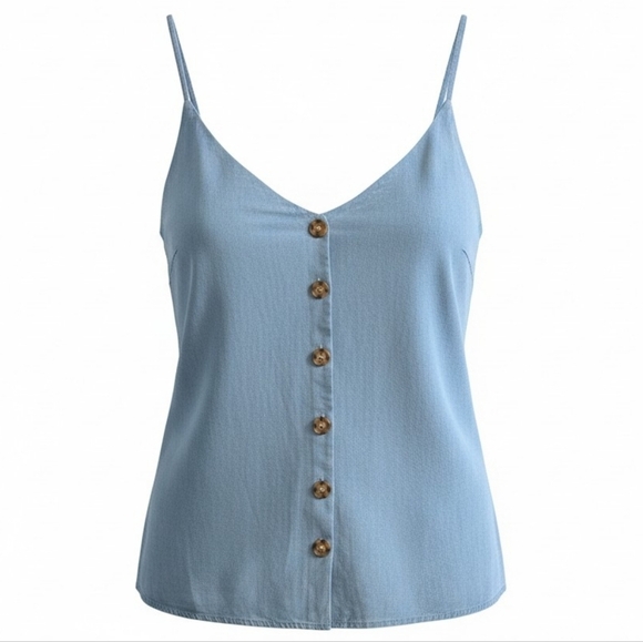 Streetwear Society Tops - Streetwear Society Light Blue Tank Top Large NWT Tortoise Style Buttons